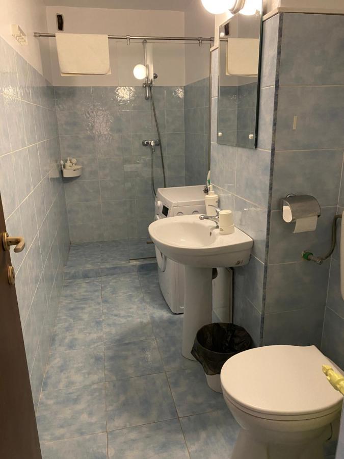 96 Apartment *